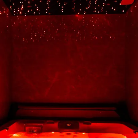 L'étoilé Jacuzzi Détente&confort *