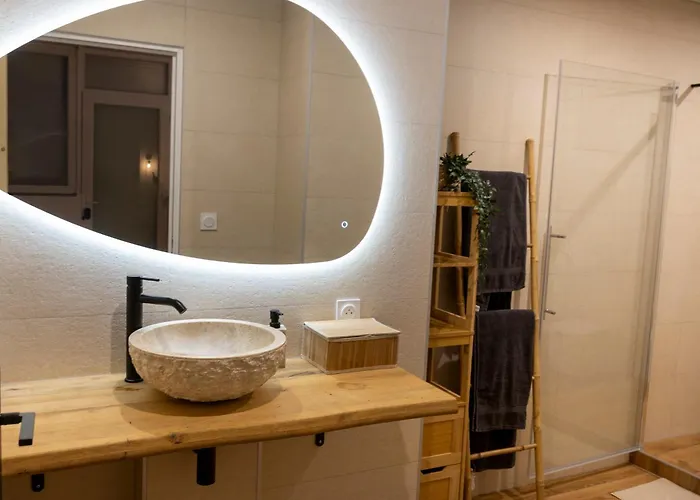 L'etoile Jacuzzi Detente & Confort *